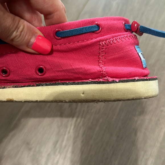 Toms - size 7.5 - pink/blue - Picture 5 of 6
